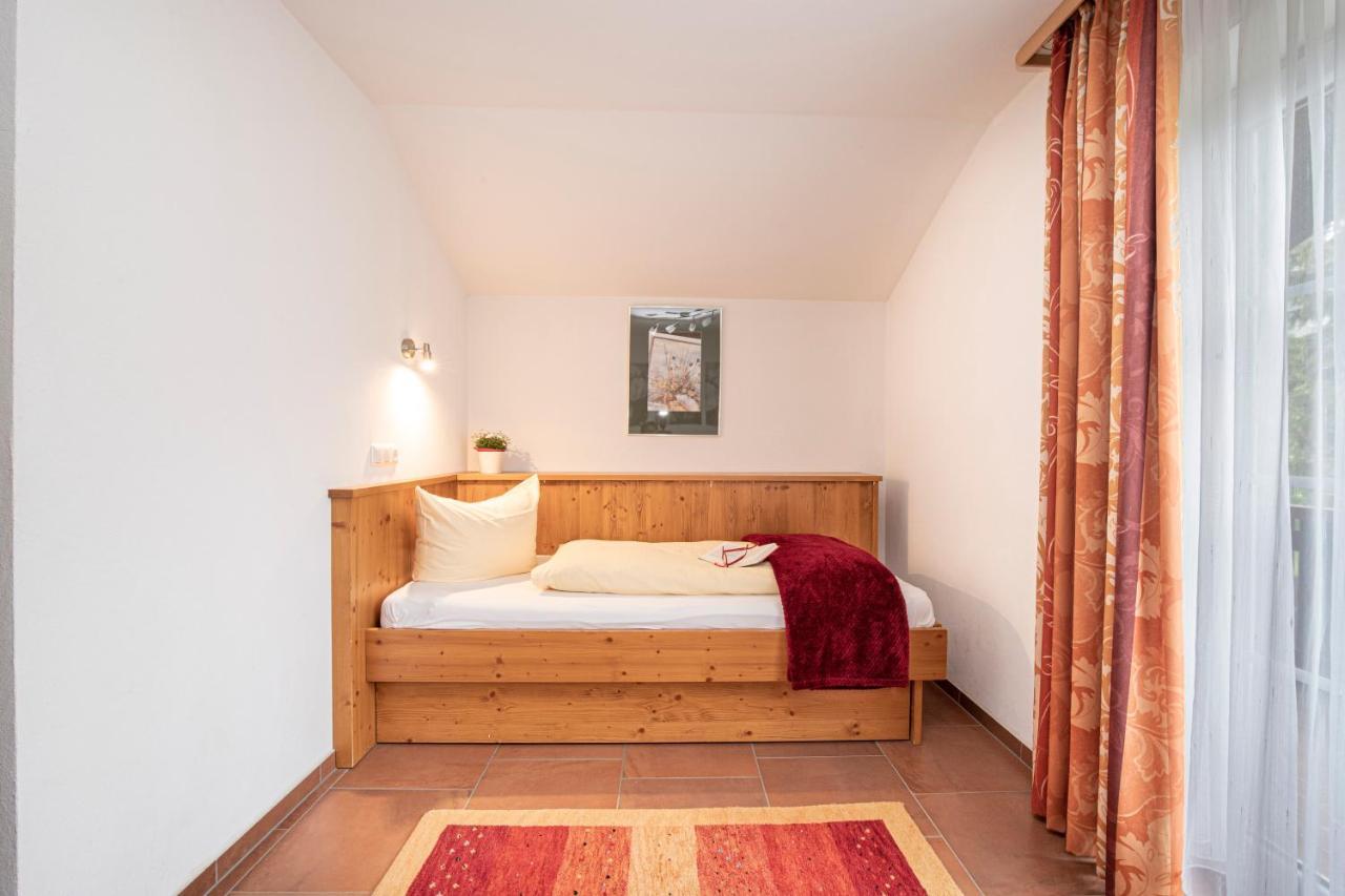 באד הינדלאנג Hotel-Gasthof Der Wiesengrund מראה חיצוני תמונה