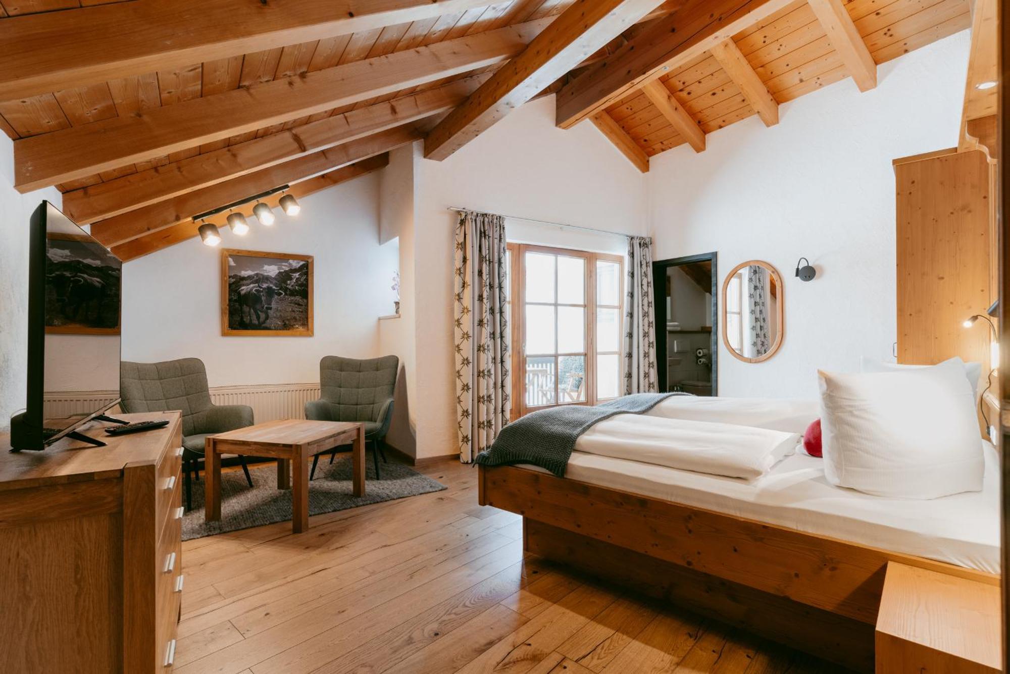 באד הינדלאנג Hotel-Gasthof Der Wiesengrund מראה חיצוני תמונה